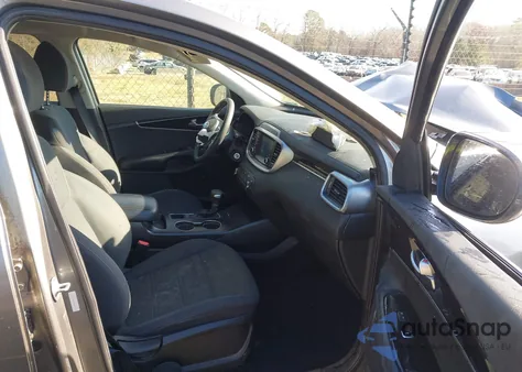 2019 Kia Sorento 2.4L Lx from USA, damaged, VIN 5XYPGDA3XKG479521